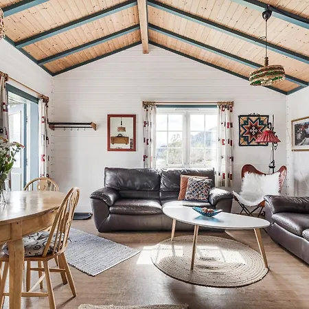 Holiday home Sandviki By Interhome