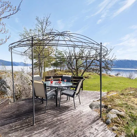 Holiday home Sandviki By Interhome