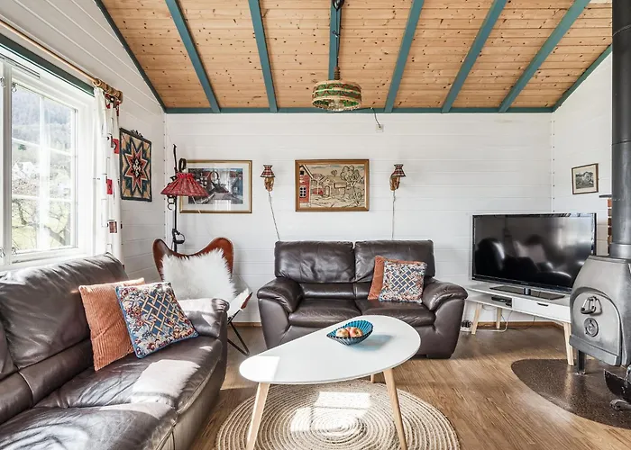 Semesterbostad Sandviki By Interhome