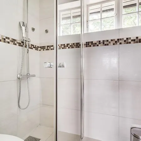 Sandviki By Interhome Tatil Evi Balestrand